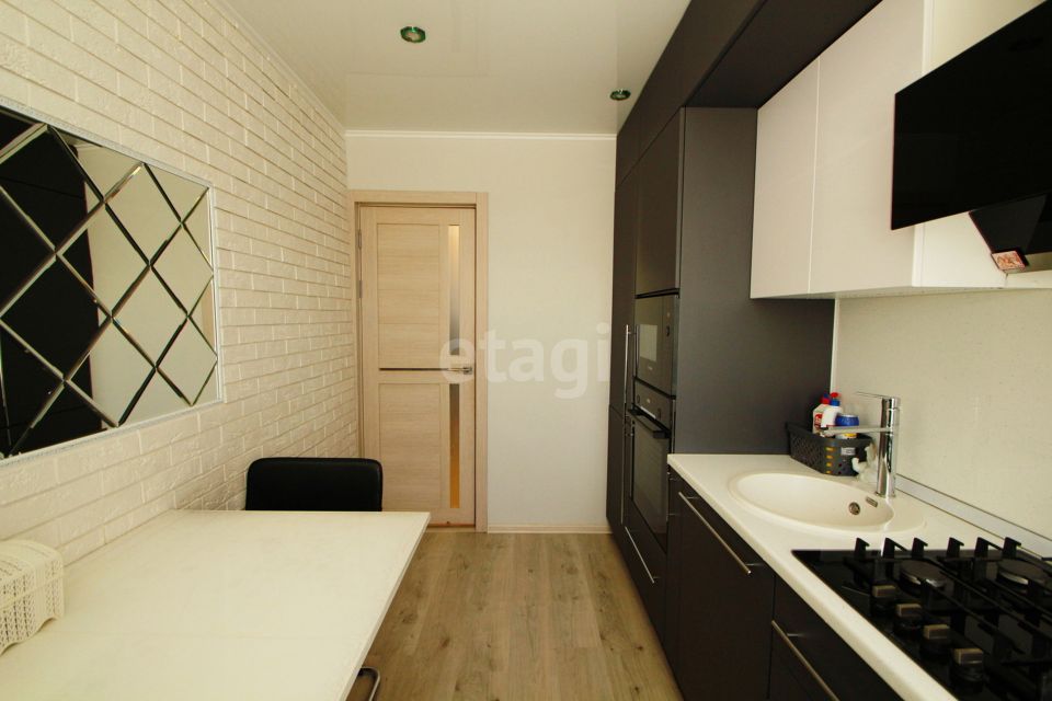 Продаётся 3-комнатная квартира, 65 м²
