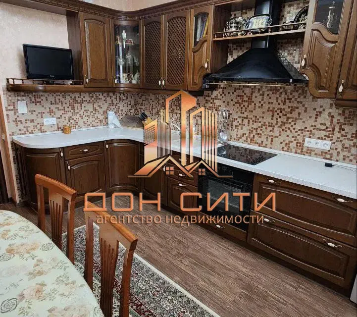 Продаётся 4-комнатная квартира, 124.7 м²
