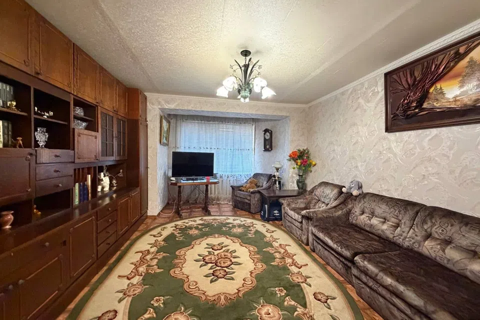 Продаётся 3-комнатная квартира, 72 м²