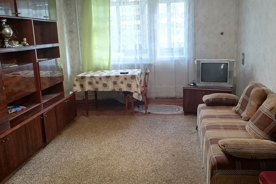Продаётся 3-комнатная квартира, 60 м²