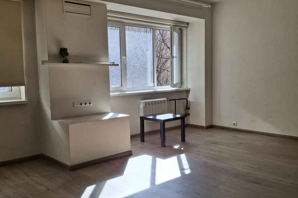 Продаётся 2-комнатная квартира, 40.7 м²
