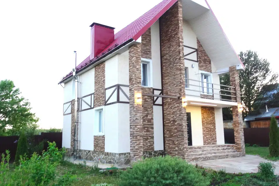 Продаётся 3-этажный дом, 180 м²