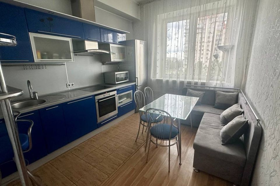 Продаётся 1-комнатная квартира, 46.6 м²