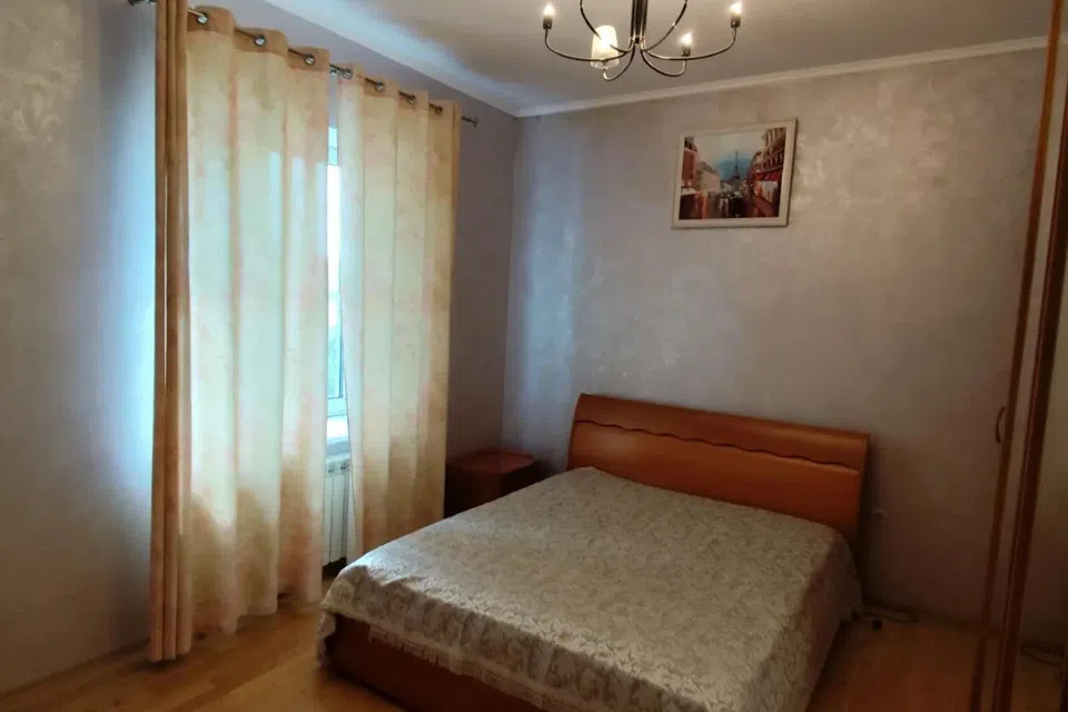 Продаётся 3-этажный дом, 241.7 м²