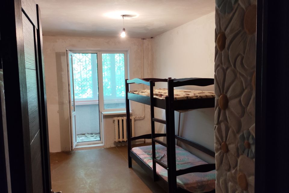 Продаётся 3-комнатная квартира, 63.3 м²