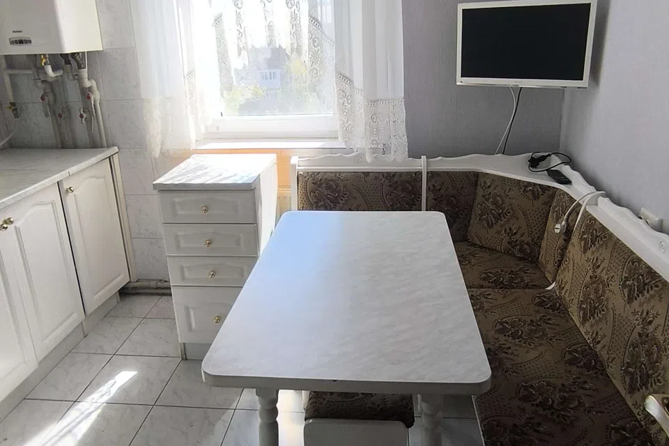 Продаётся 2-комнатная квартира, 57 м²