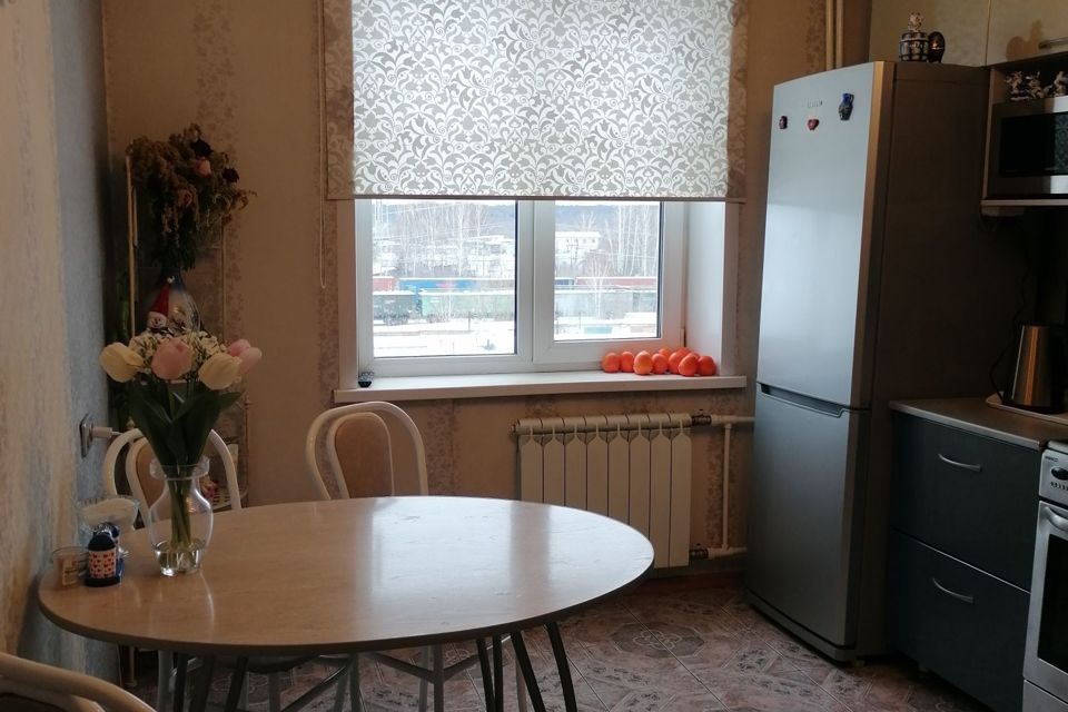 Продаётся 4-комнатная квартира, 92 м²