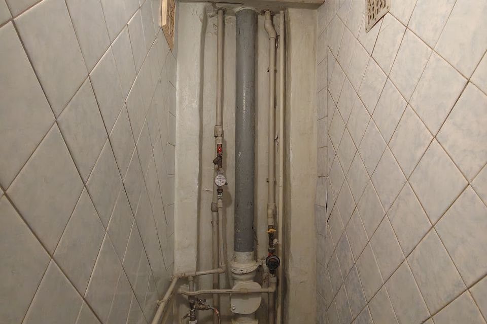 Продаётся 4-комнатная квартира, 82.9 м²