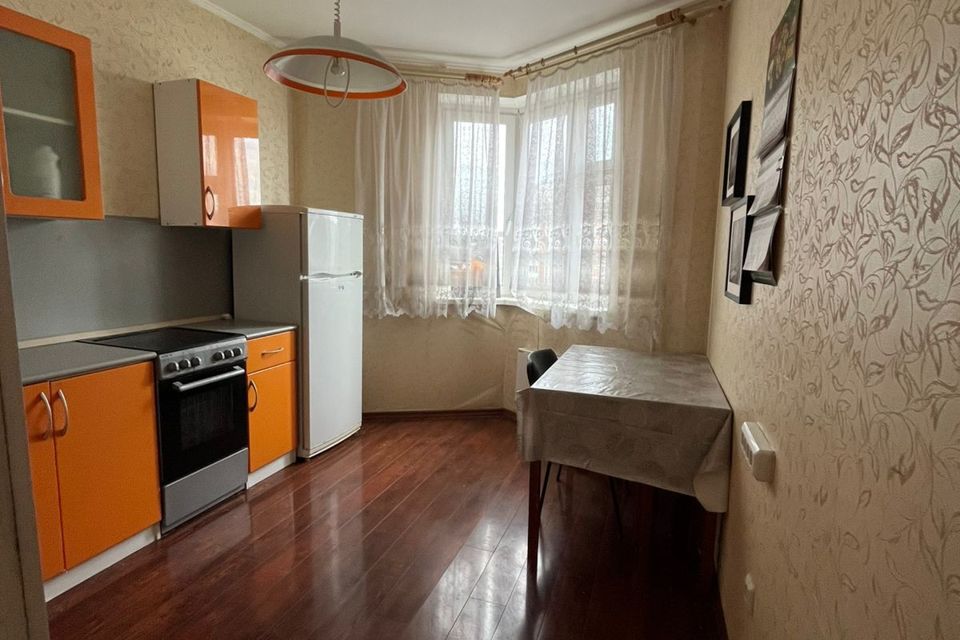 Продаётся 1-комнатная квартира, 37.3 м²