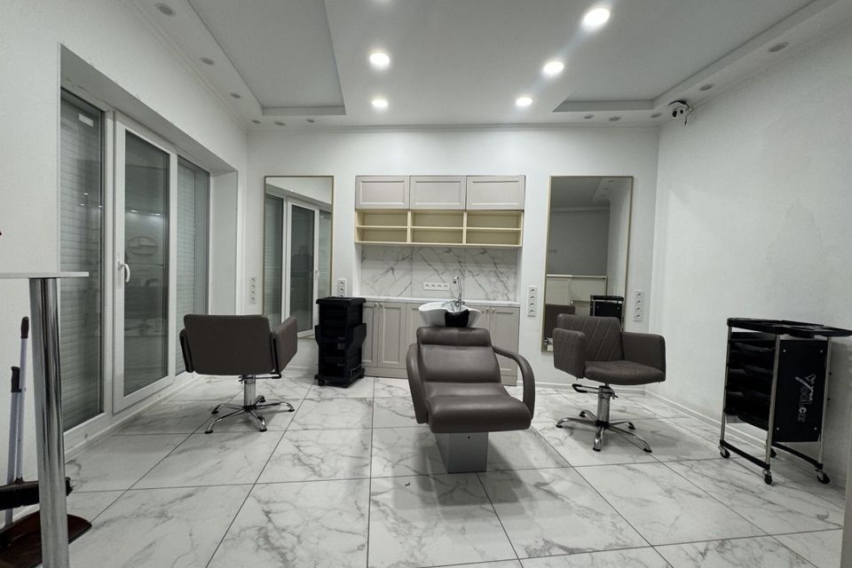 Продаётся помещение своб. назначения, 70 м²