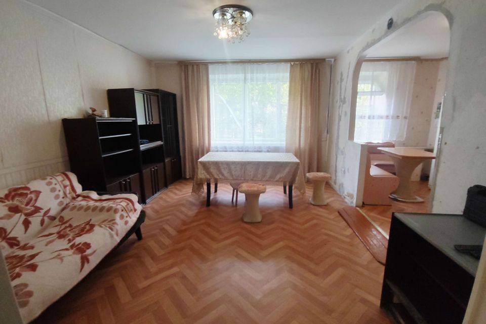 Продаётся 4-комнатная квартира, 79 м²
