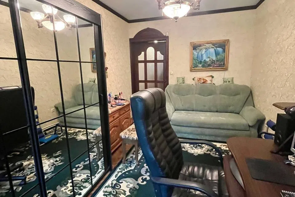 Продаётся 5-комнатная квартира, 114 м²