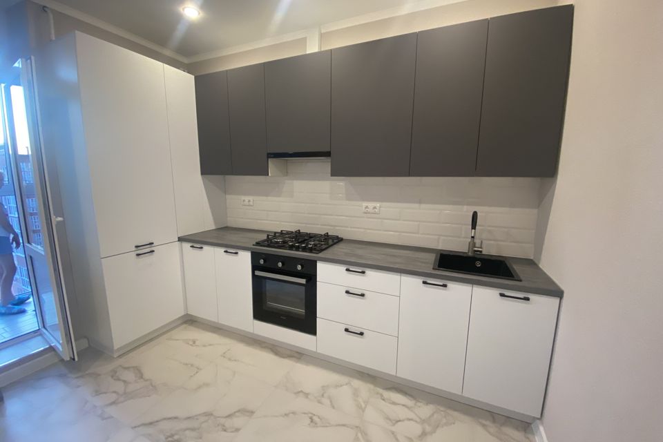 Продаётся 1-комнатная квартира, 46 м²