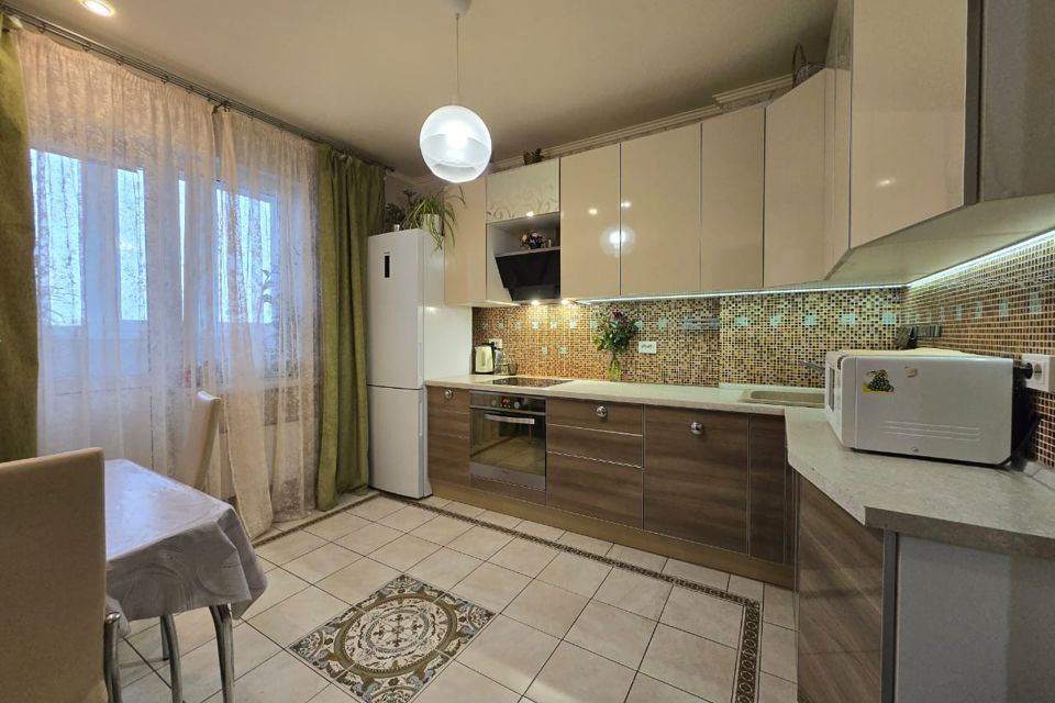 Продаётся 1-комнатная квартира, 44.7 м²