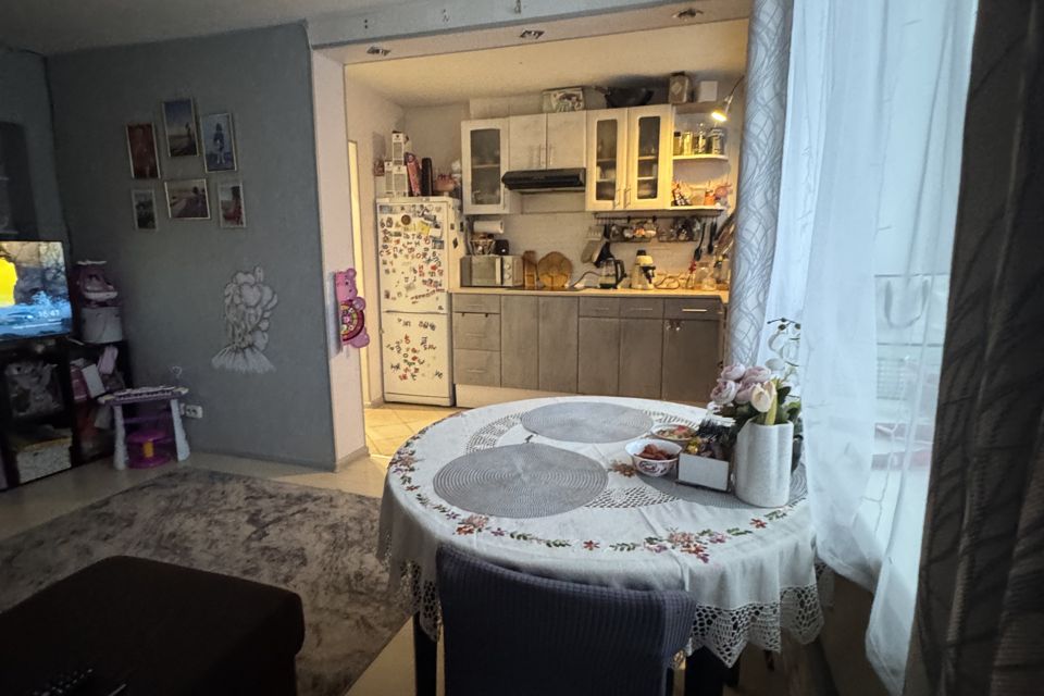 Продаётся 3-комнатная квартира, 52 м²
