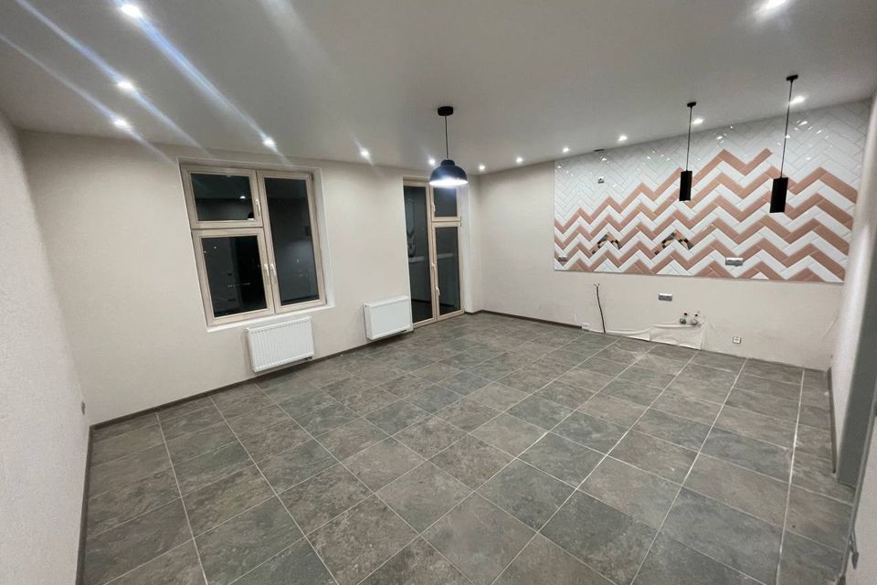 Продаётся 3-комнатная квартира, 112 м²