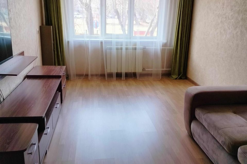 Продаётся 3-комнатная квартира, 61.4 м²
