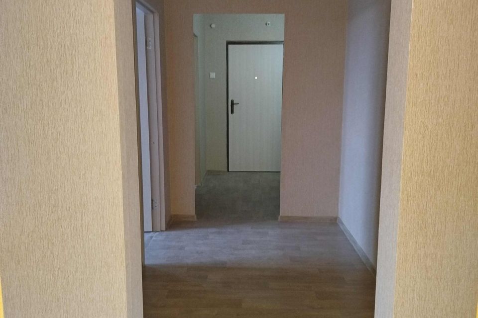 Продаётся 3-комнатная квартира, 63.8 м²