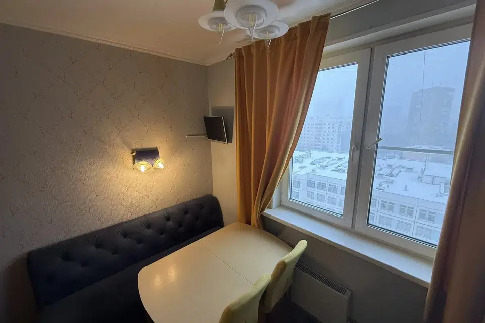 Продаётся 1-комнатная квартира, 37.2 м²