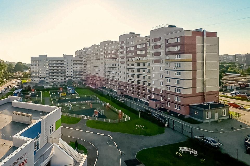 Продаётся 1-комнатная квартира, 42 м²