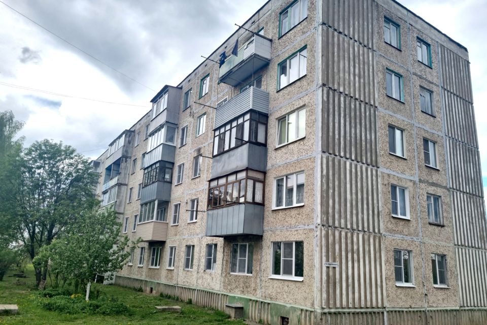 Продаётся 3-комнатная квартира, 49.4 м²