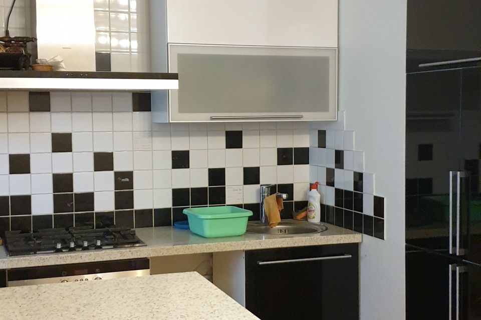 Продаётся 3-комнатная квартира, 58.8 м²