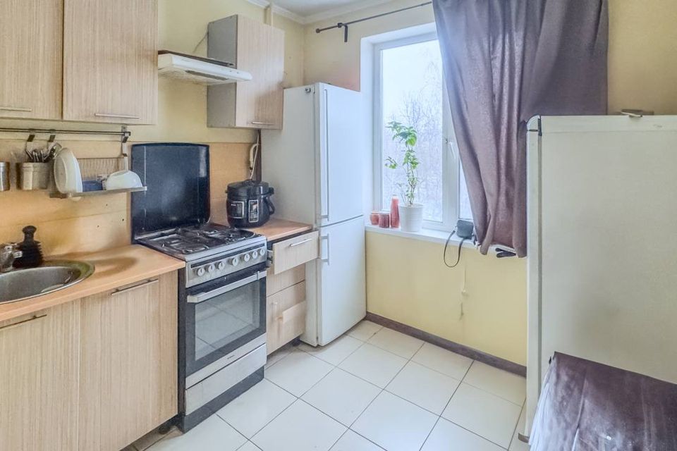 Продаётся 3-комнатная квартира, 58.8 м²