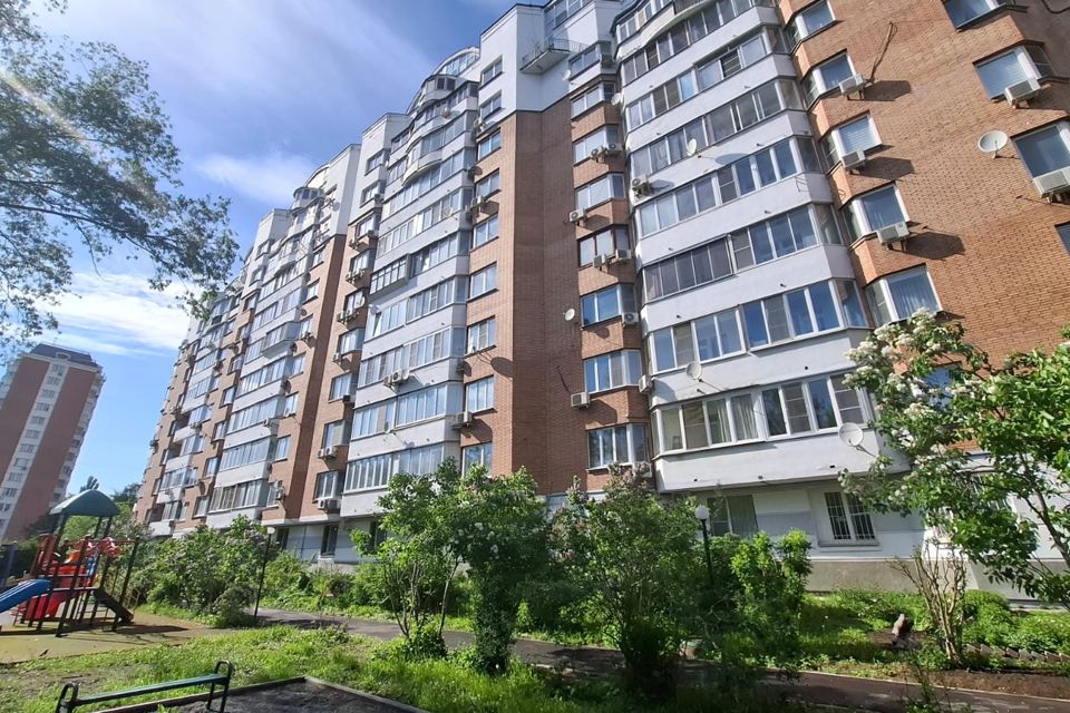 Продаётся 3-комнатная квартира, 112.8 м²