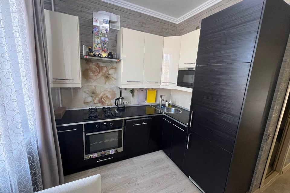 Продаётся 3-комнатная квартира, 75.4 м²