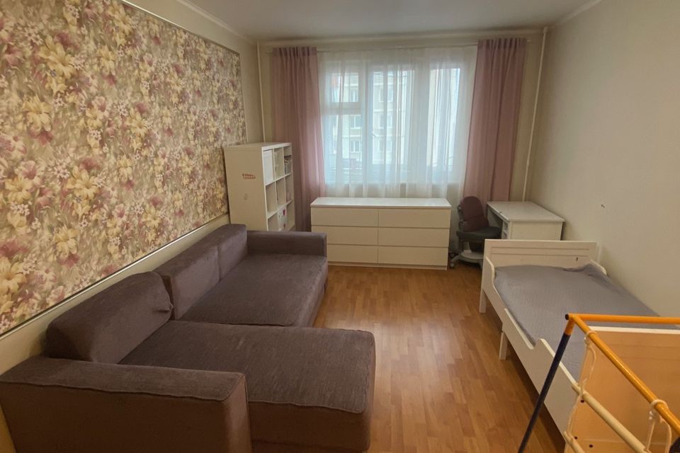 Продаётся 1-комнатная квартира, 38.3 м²