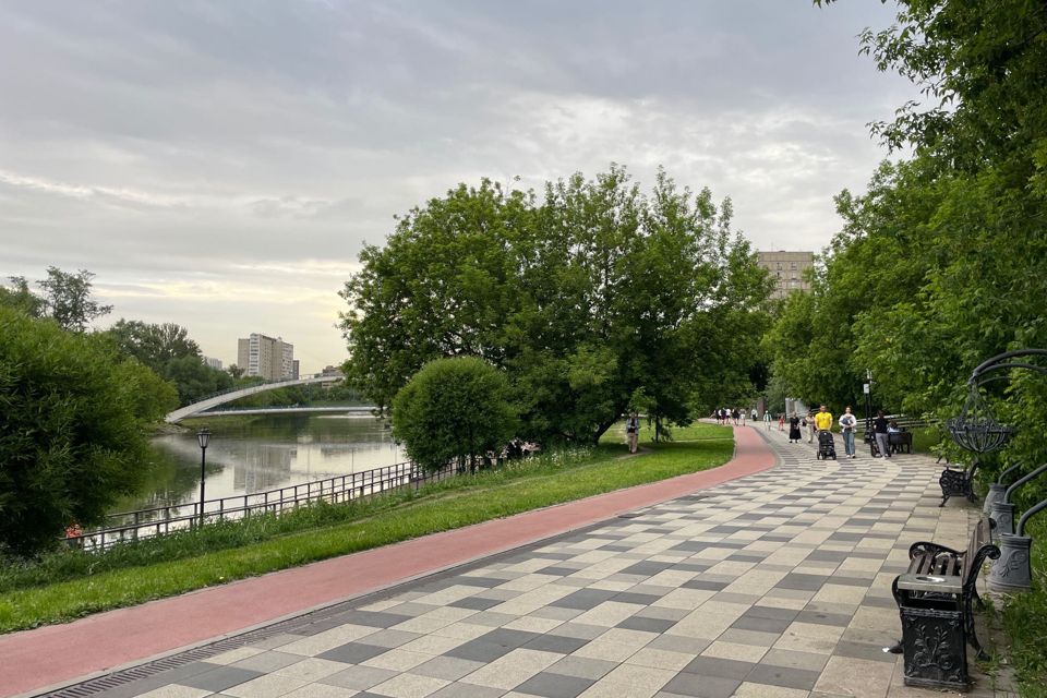 Продаётся 3-комнатная квартира, 56.6 м²