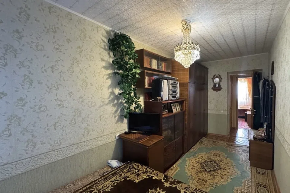 Продаётся 3-комнатная квартира, 55.7 м²
