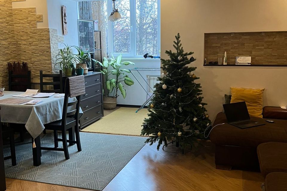 Продаётся 2-комнатная квартира, 74 м²