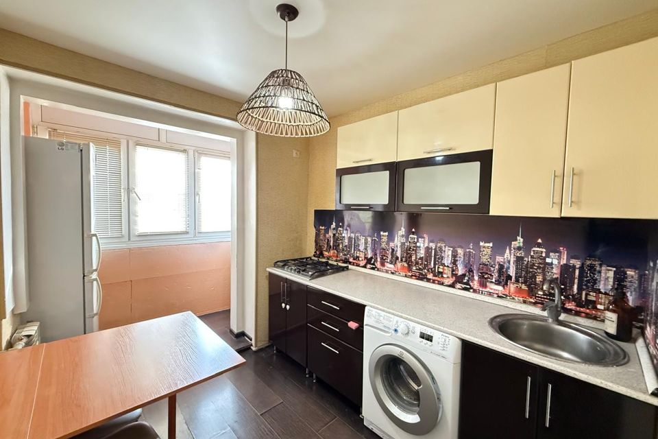 Продаётся 1-комнатная квартира, 38 м²