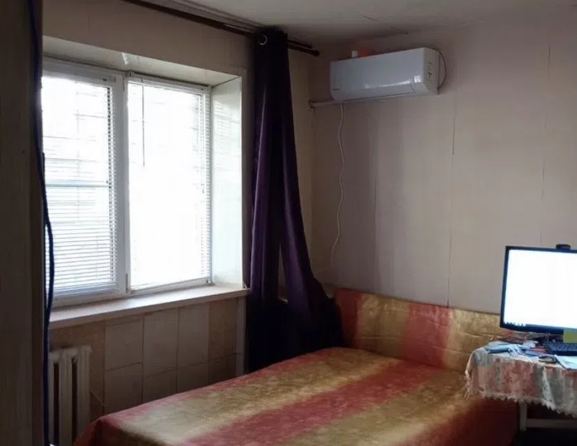 Продаётся 1-комнатная квартира, 213 м²