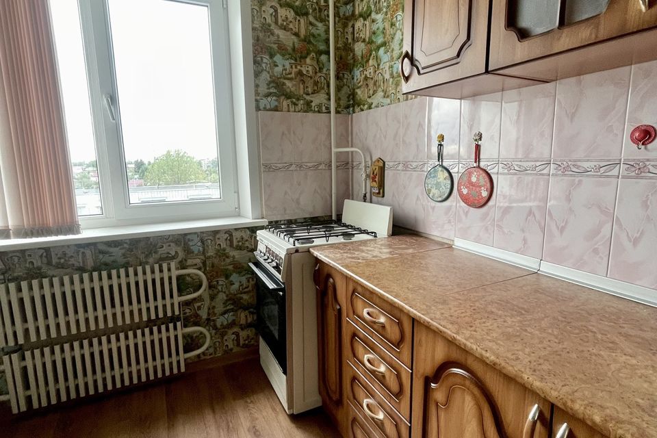 Продаётся 3-комнатная квартира, 62.3 м²