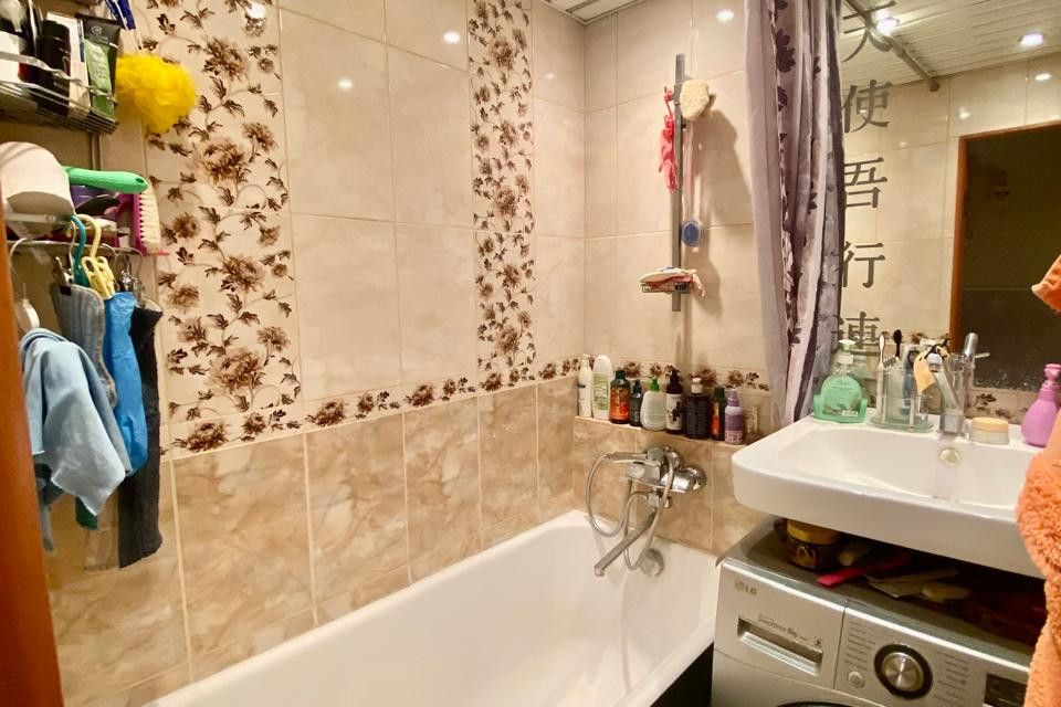 Продаётся 3-комнатная квартира, 58.8 м²