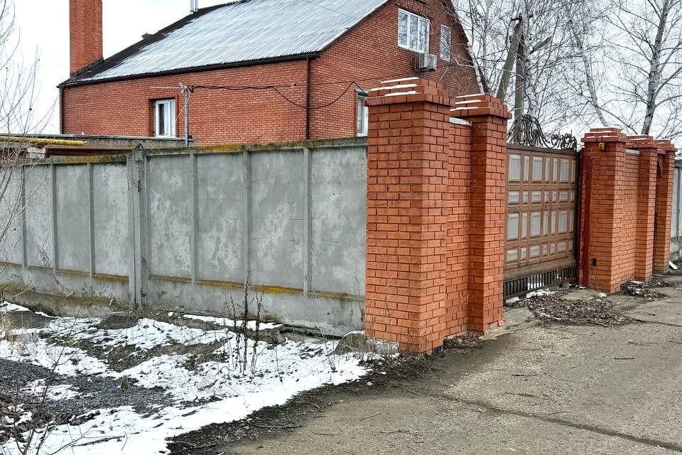Продаётся 3-этажный дом, 567 м²