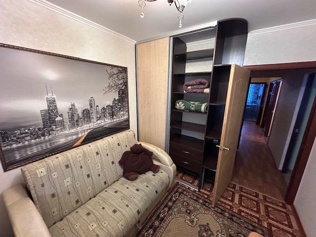 Продаётся 4-комнатная квартира, 68.6 м²