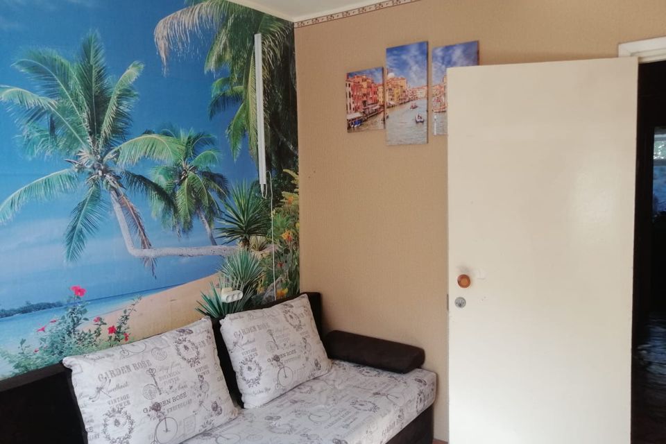 Продаётся 3-комнатная квартира, 58.8 м²