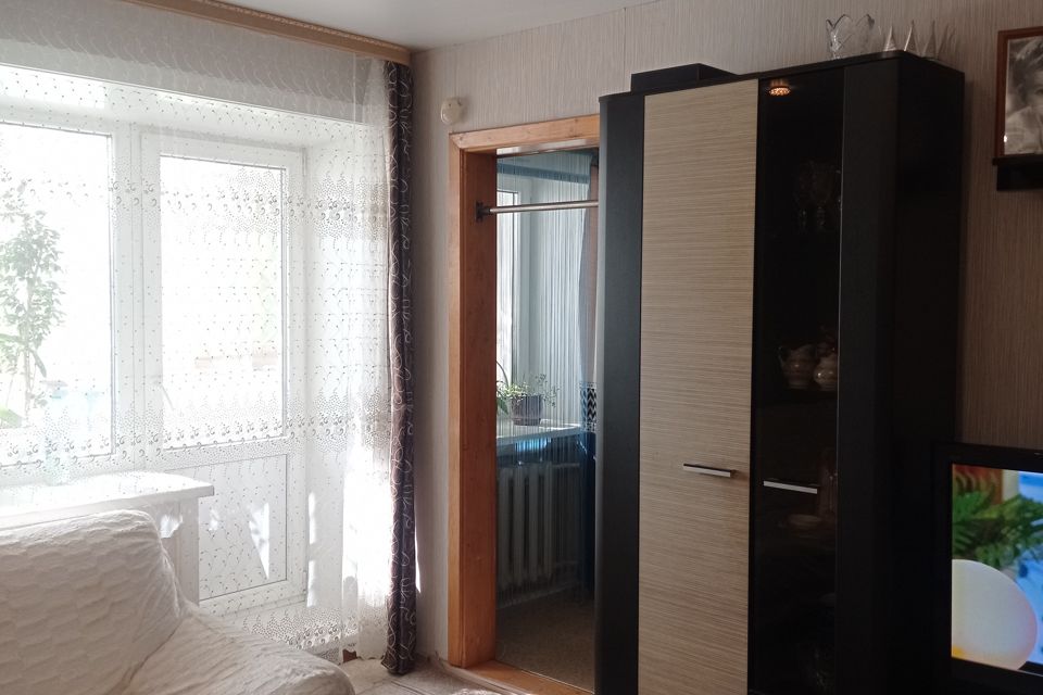 Продаётся 4-комнатная квартира, 75.1 м²