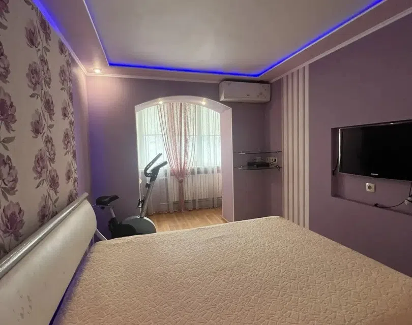 Продаётся 3-комнатная квартира, 59.7 м²