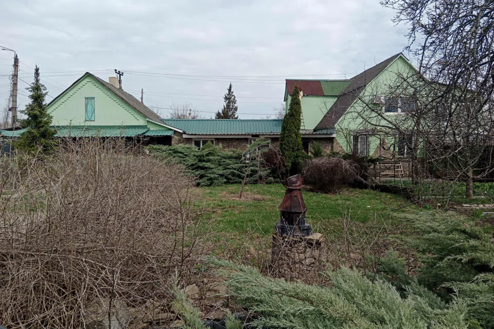 Продаётся 2-этажный дом, 250 м²