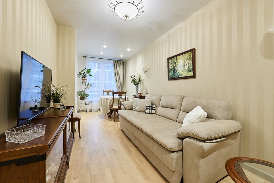 Продаётся 1-комнатная квартира, 49.4 м²