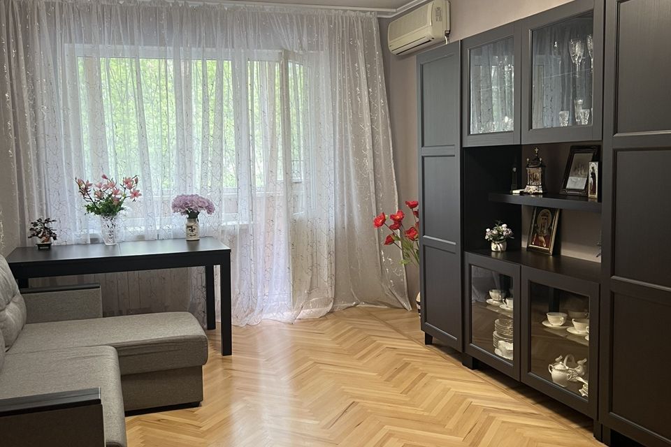 Продаётся 3-комнатная квартира, 69.5 м²