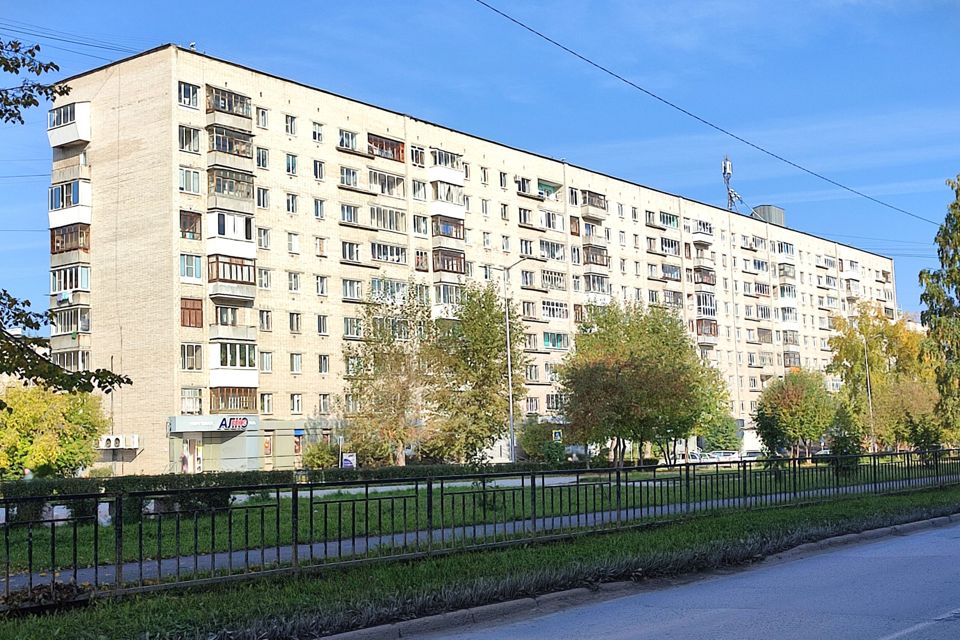 Продаётся 4-комнатная квартира, 67 м²