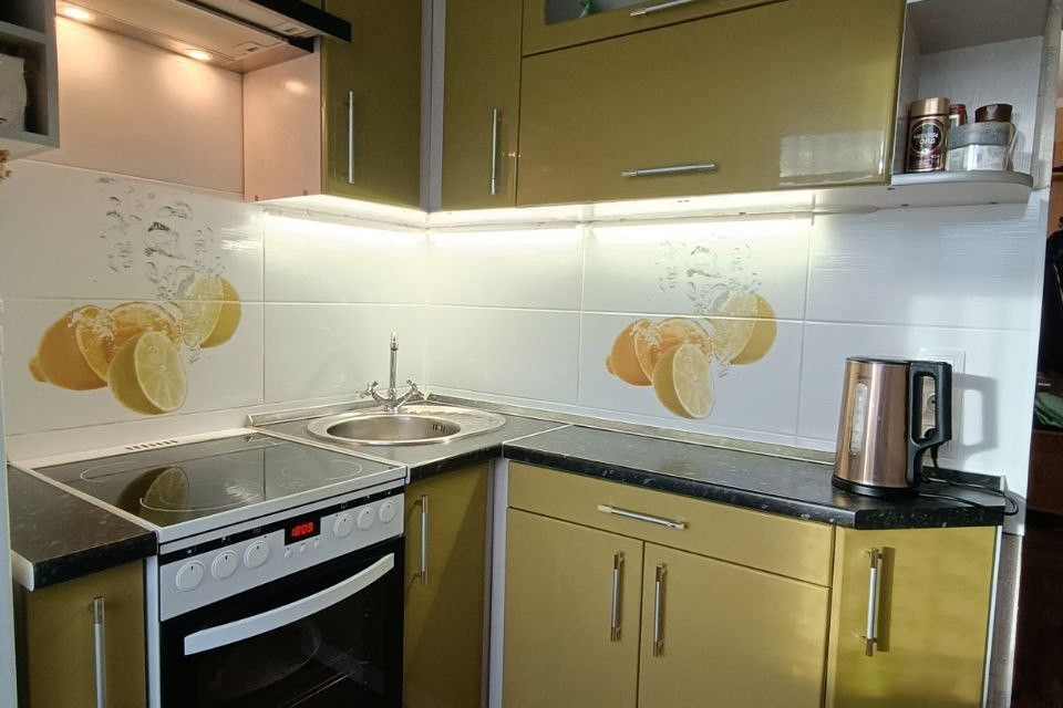 Продаётся 3-комнатная квартира, 59.6 м²