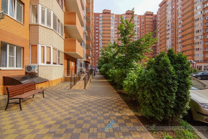 Продаётся 2-комнатная квартира, 65 м²
