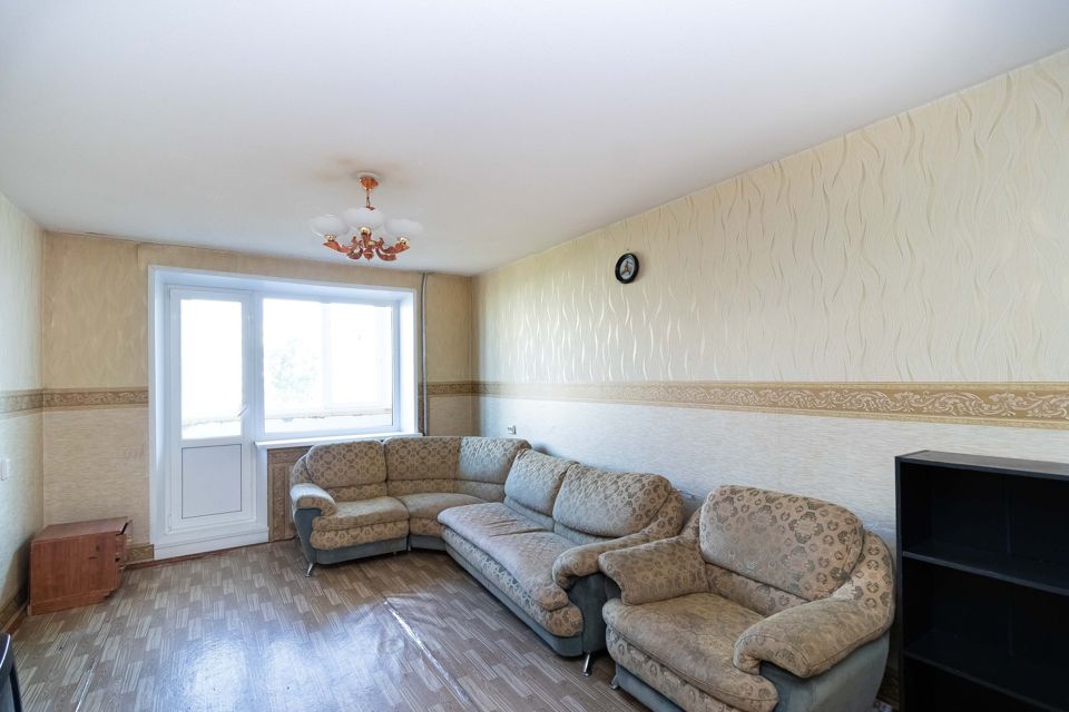 Продаётся 4-комнатная квартира, 105 м²