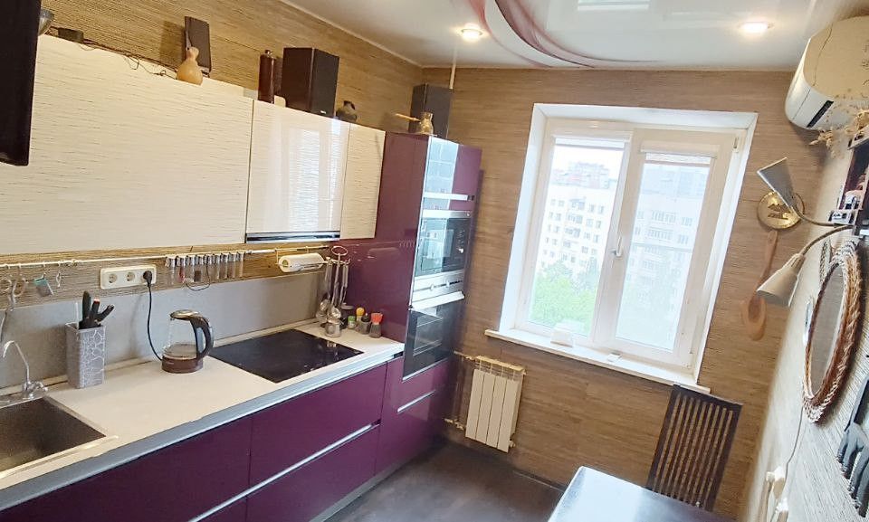 Продаётся 2-комнатная квартира, 52.6 м²